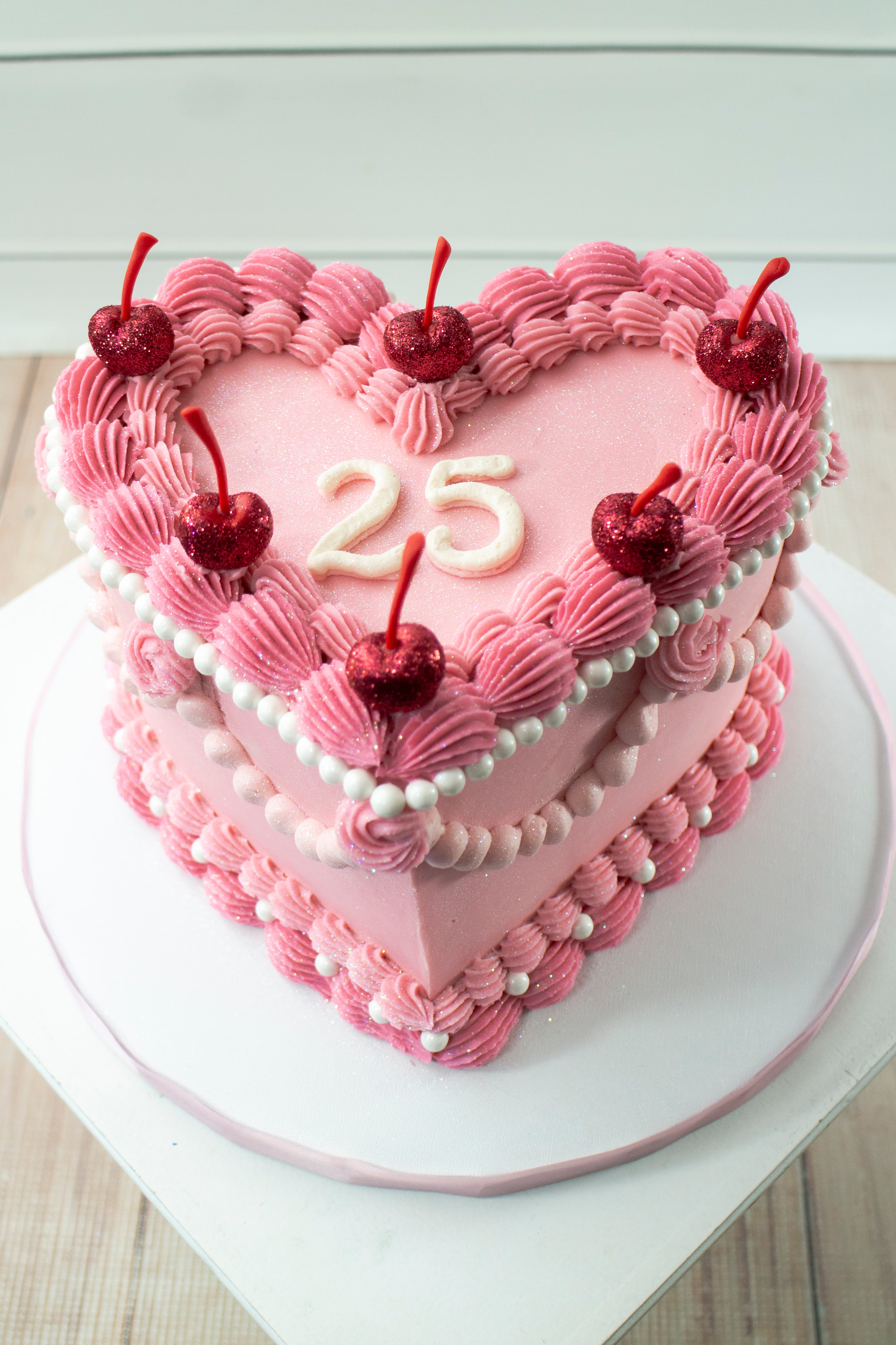 6 Best 18th Birthday Cakes + 5 Alternatives to a Birthday Cake